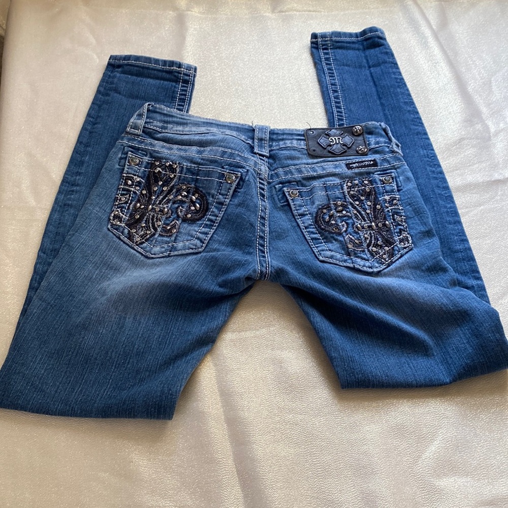 Miss me woman’s size 25 blue jeans